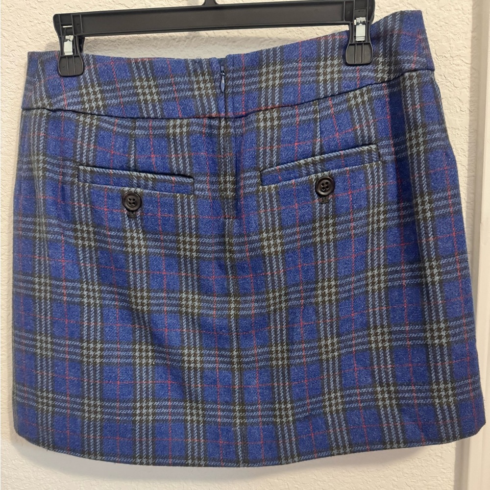 GAP - Picture 2 of 5